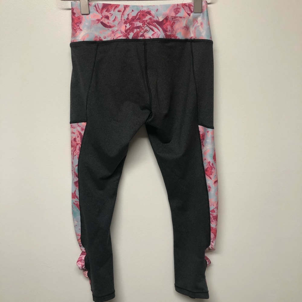 * | CALIA | by Carrie Underwood leggings. Size XS.